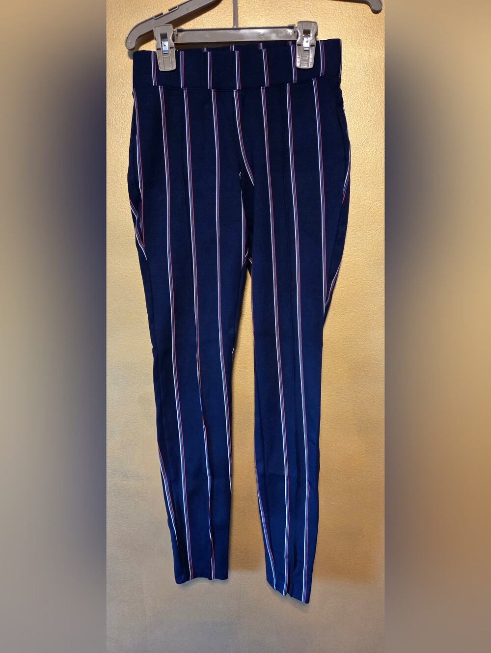 Old Navy Stevie Womens Size XS Blue Striped Print Super Stretch Leggings Pants